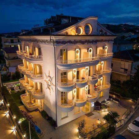 ألبا أدرياتيكا Residence Anchisemare المظهر الخارجي الصورة